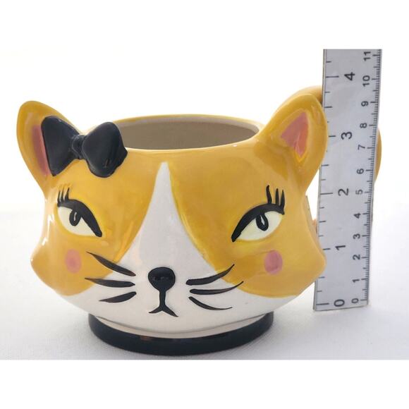 MUG-HOME ESSENTIALS-Yellow Lady Cat Face-Novelty-Collectible-Animal - Picture 7 of 8